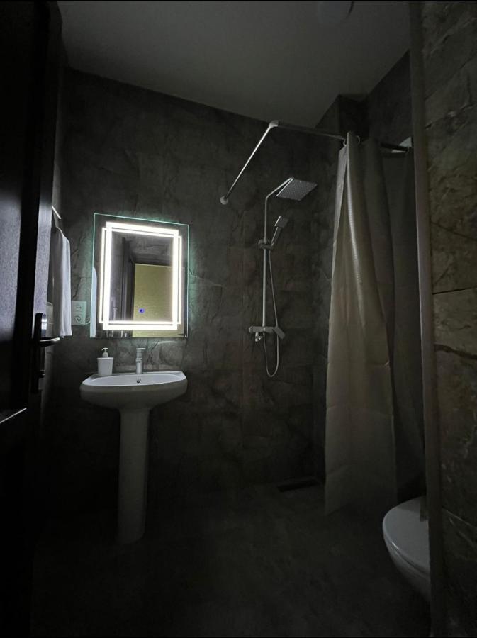 Appartement Lileo à Koutaïssi Extérieur photo